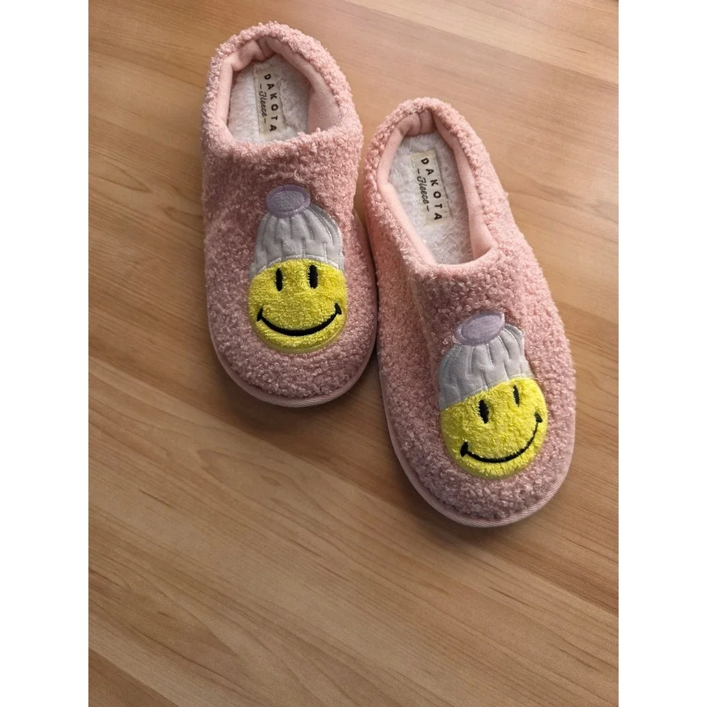 Dakota Fleece Kids Pink Sherpa Smiley Face Beanie Slippers House Shoes EUR 33/34